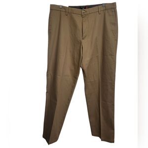 Dockers Classic Fit Signature Beige Khaki Mens Casual Business Pants, 38x32 NEW